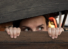 МЧС призвало белорусов оставаться в “безопасном месте” и медленно идти вдоль домов