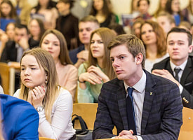 Куда отправили студентов закрытого в Беларуси вуза? В Минобразования рассказали