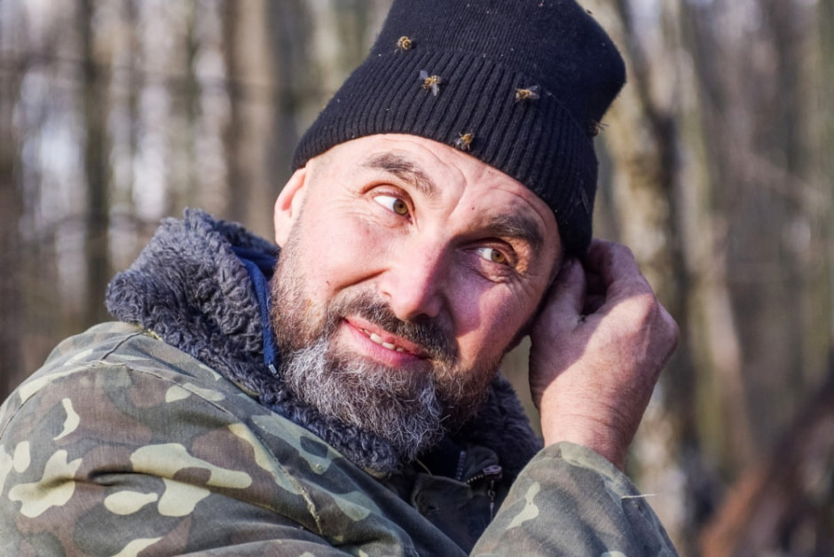 Как бортник спасает на Полесье черных пчел 16.jpg