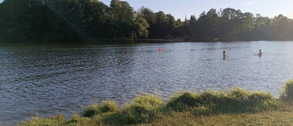 Комсомольское озеро, Минск.jpg