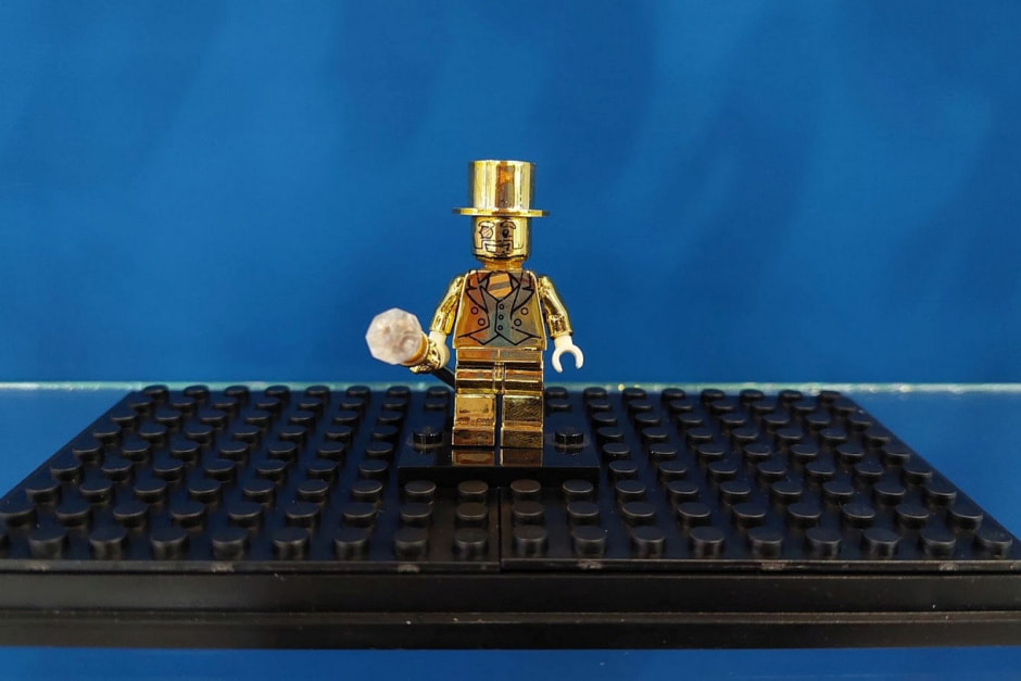 10-Фигурка Лего Golden man.jpg