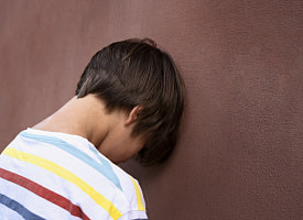 Вместо свадьбы - уголовное дело? Мужчина в Минске “воспитывал” ремнем 9-летнего сына будущей жены