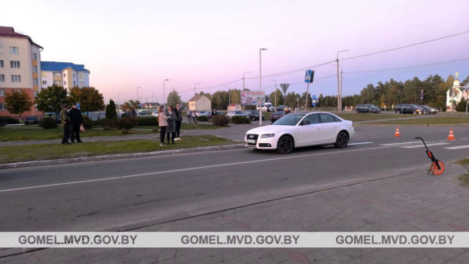 Audi сбила трехлетнего мальчика в Житковичах.jpg Audi сбила трехлетнего мальчика в Житковичах.jpg