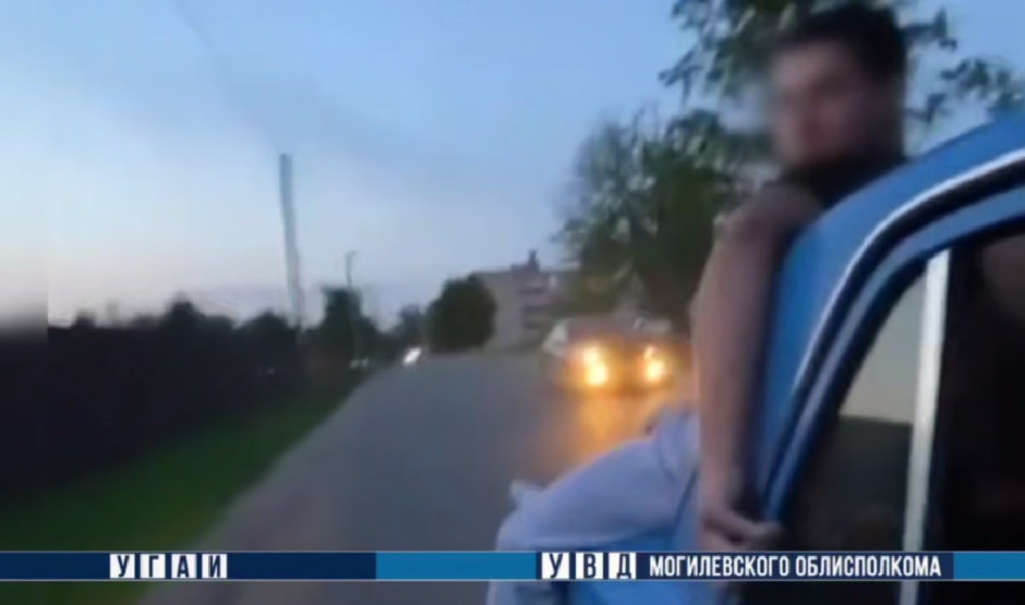 катались на багажнике Жигулей.jpg