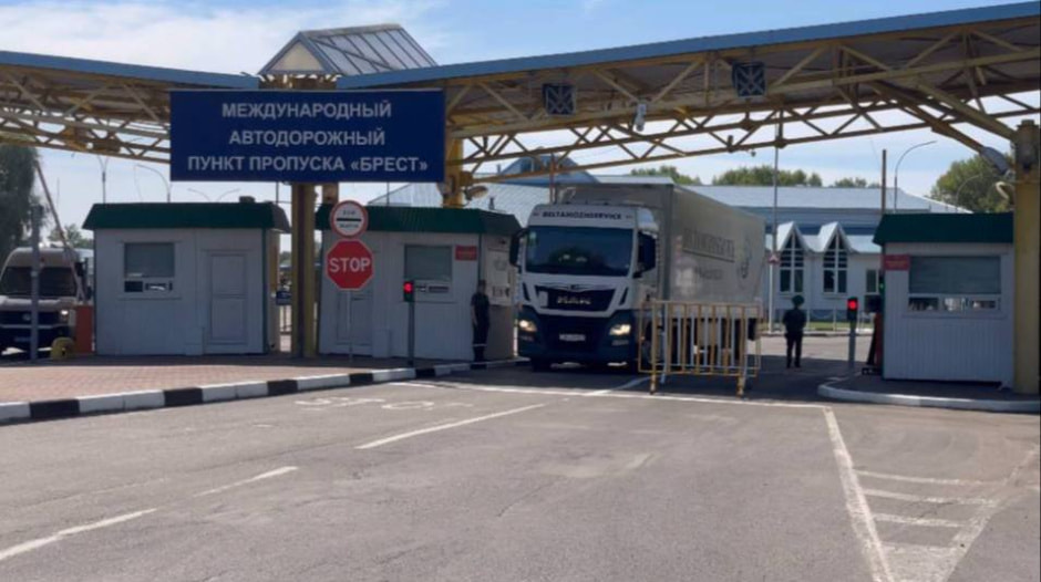 Пост скорой медпомощи открыли в пункте пропуска 