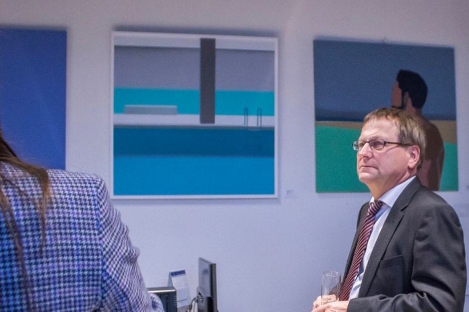 Выставка Кирилла Хлопова_гости 2.jpg