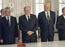 День, когда не стало СССР. Как и почему были подписаны Беловежские соглашения