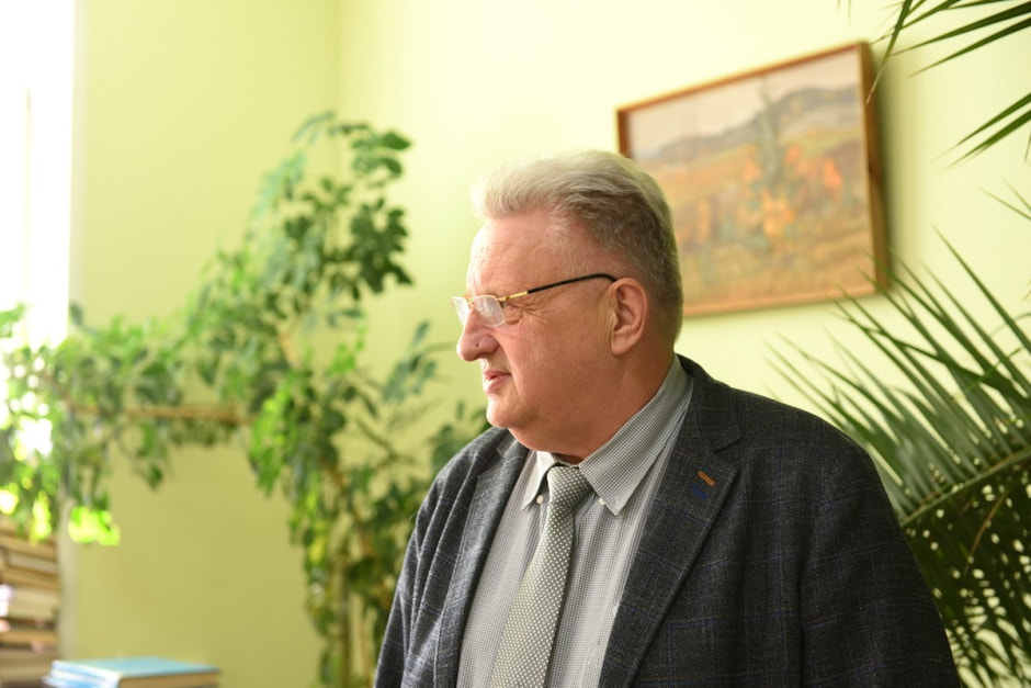 Старший научный сотрудник Института экспериментальной ботаники Аркадий Скуратович 3.jpg