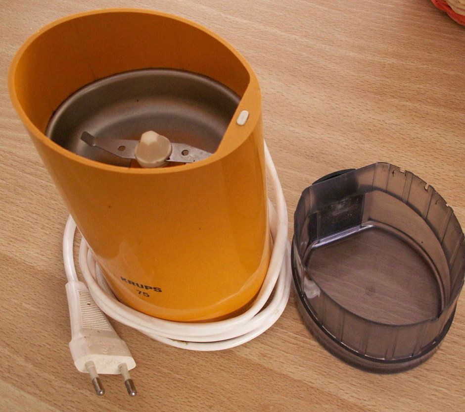 кофемолка ножевая.JPG