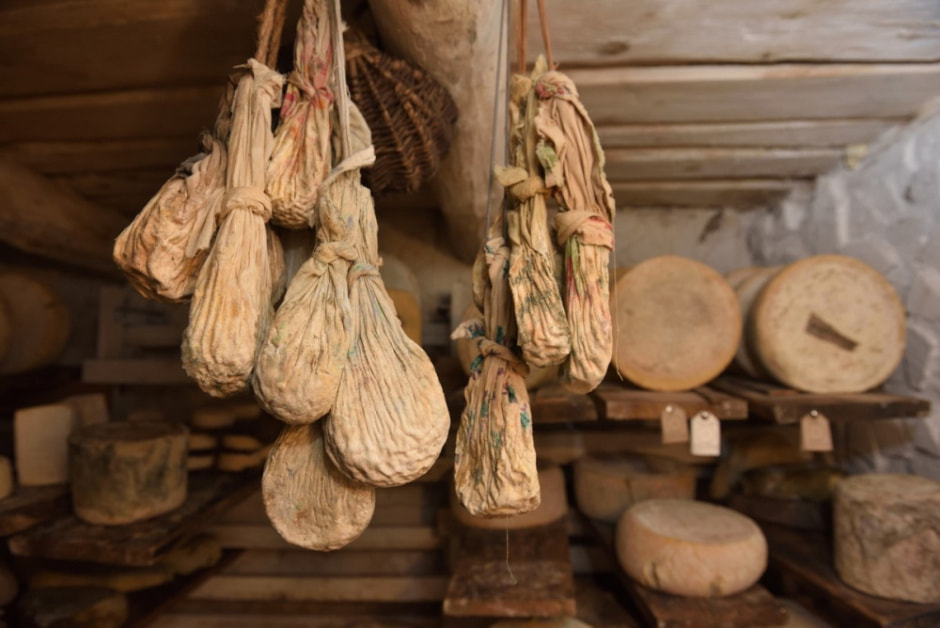 Семья восстановила старые рецепты сыров 25.jpg