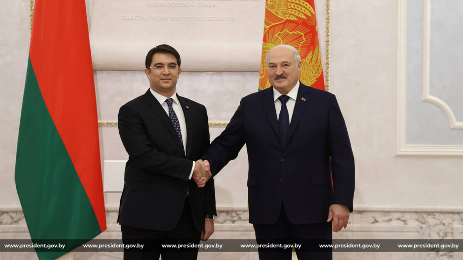 посол турции.jpg