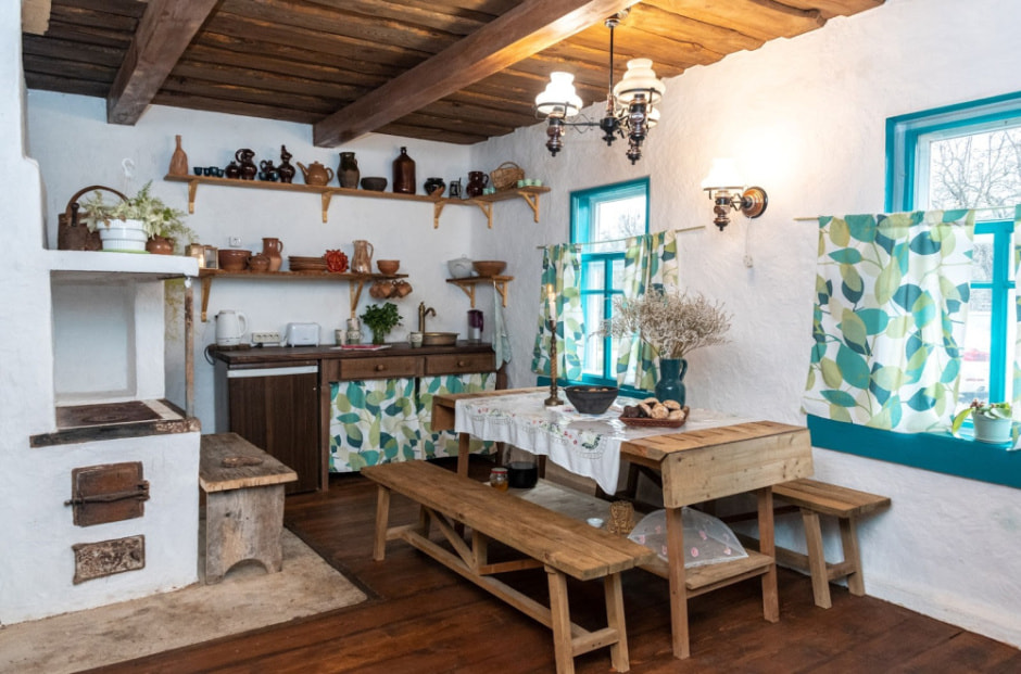 Девушка и деревенская хата в Ягодках 21.jpg