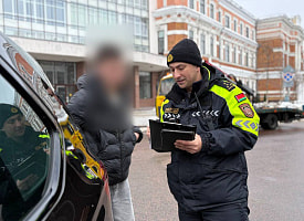 Нацелят камеры, грозит “административка”. ГАИ по всей Беларуси объявила рейды на маршрутки