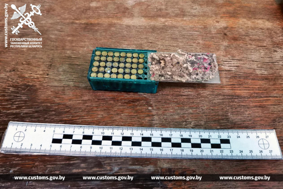 Белорусские таможенники пресекли попытку ввоза боевых патронов из Франции в ЕАЭС (7).jpg