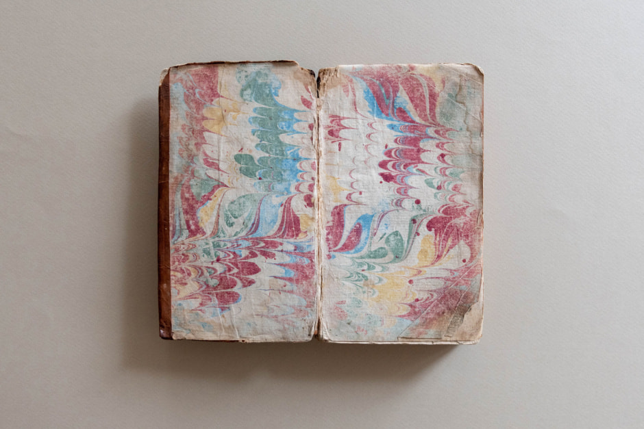 Ценная книга.jpg