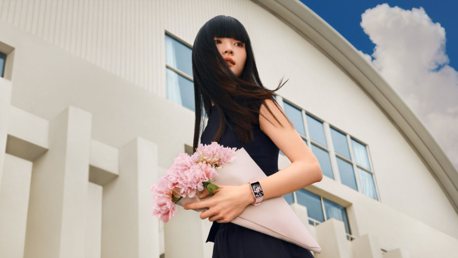 MKT_WATCH FIT SE_Pink_Creative Lifestyle Shot_HQ_EN_JPG_16-9_20230627.jpg