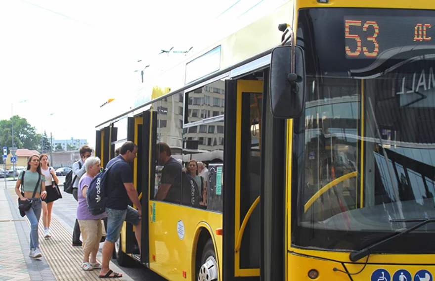 Почему в жару нельзя дооснастить общественный транспорт кондиционерами Что сказали в проверяющей комиссии (1).png