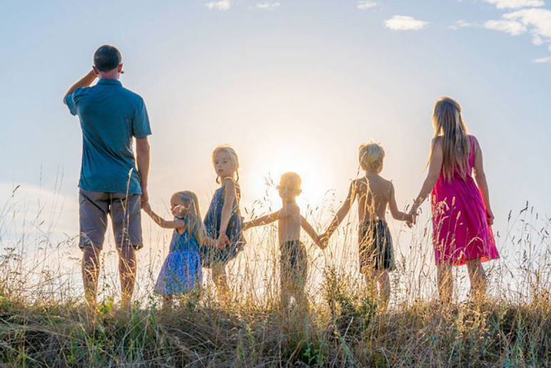 семья многодетная.png семья многодетная.png