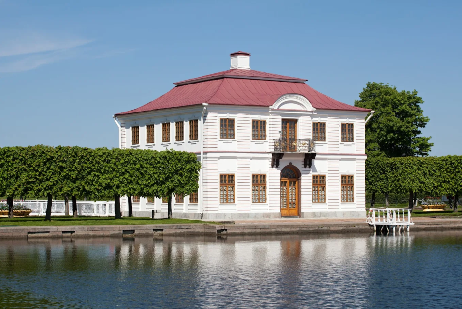 любимый дачный домик - дворец Марли - Петра I