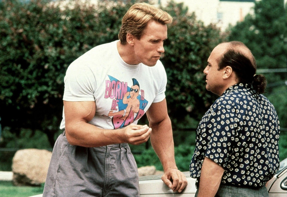 7-Арнольд Шварценеггер и Денни Де Вито в фильме Близнецы.jpg