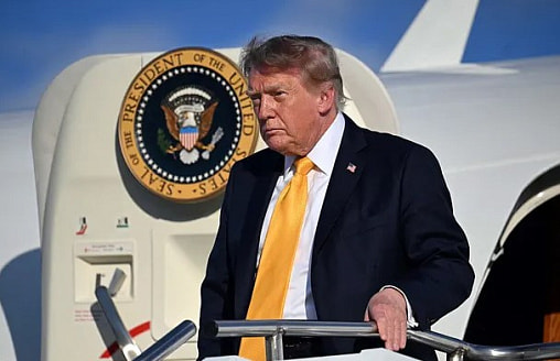 Трамп появился с заметно потемневшими волосами и вызвал обсуждение в соцсетях