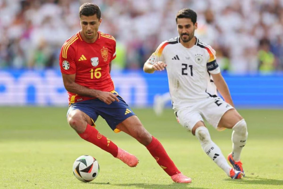 Сборная Германии не дотерпела минуту до серии пенальти и пропустила в четверку сильнейших Евро-2024 испанцев.jpg