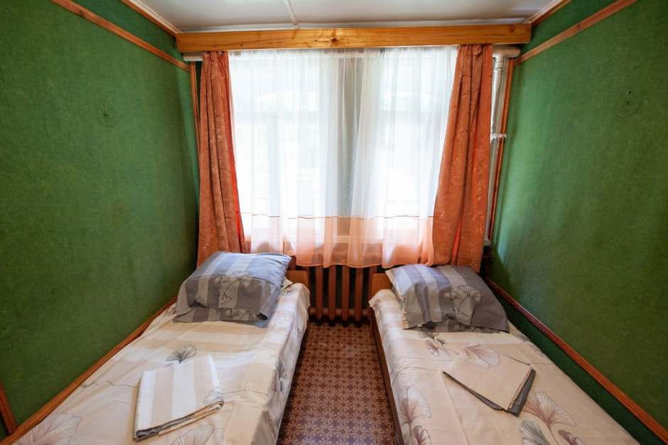 Корабль-отель на Днепре 10.jpg