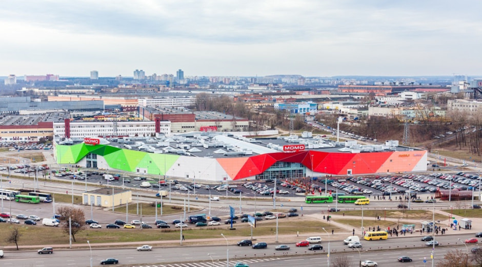 около метро Могилевская