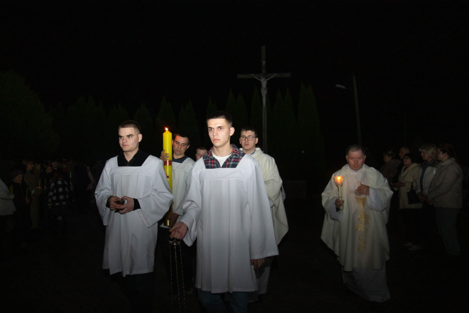 Пасхальная вігілія Ляхавічы 2024 013.jpg Пасхальная вігілія Ляхавічы 2024 013.jpg