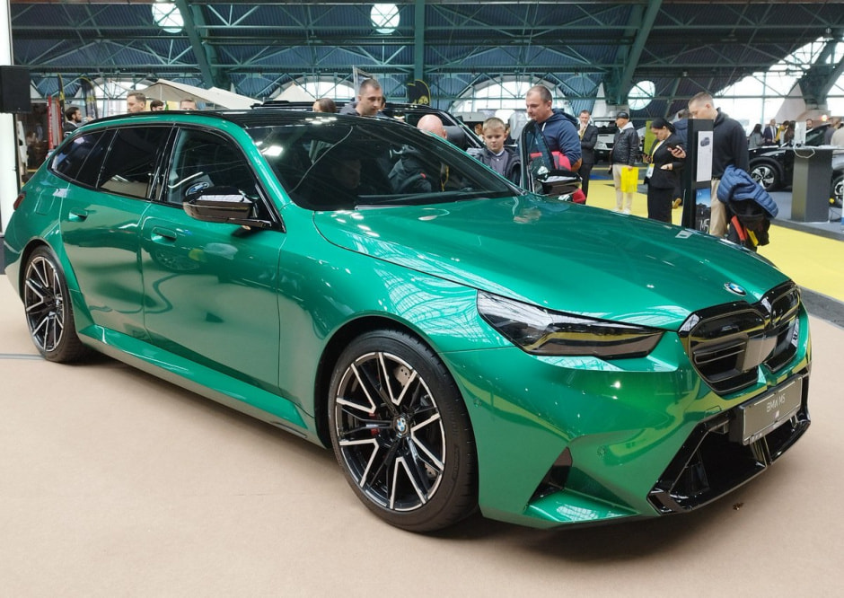 Автомобиль