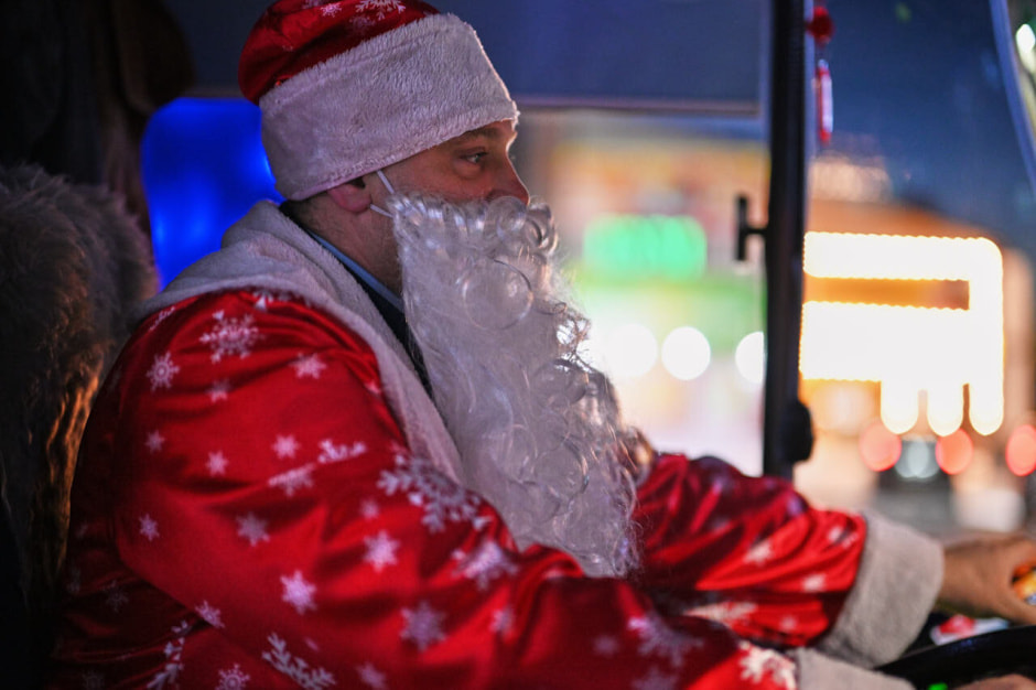 Новогодние автобусы.jpg