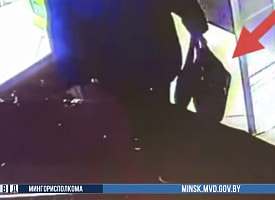 Минчанка нашла чужую сумку в метро, сходила с ней в магазин и стала фигуранткой уголовного дела