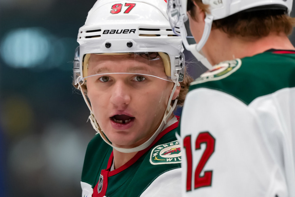 Кирилл Капризов.jpg Кирилл Капризов.jpg