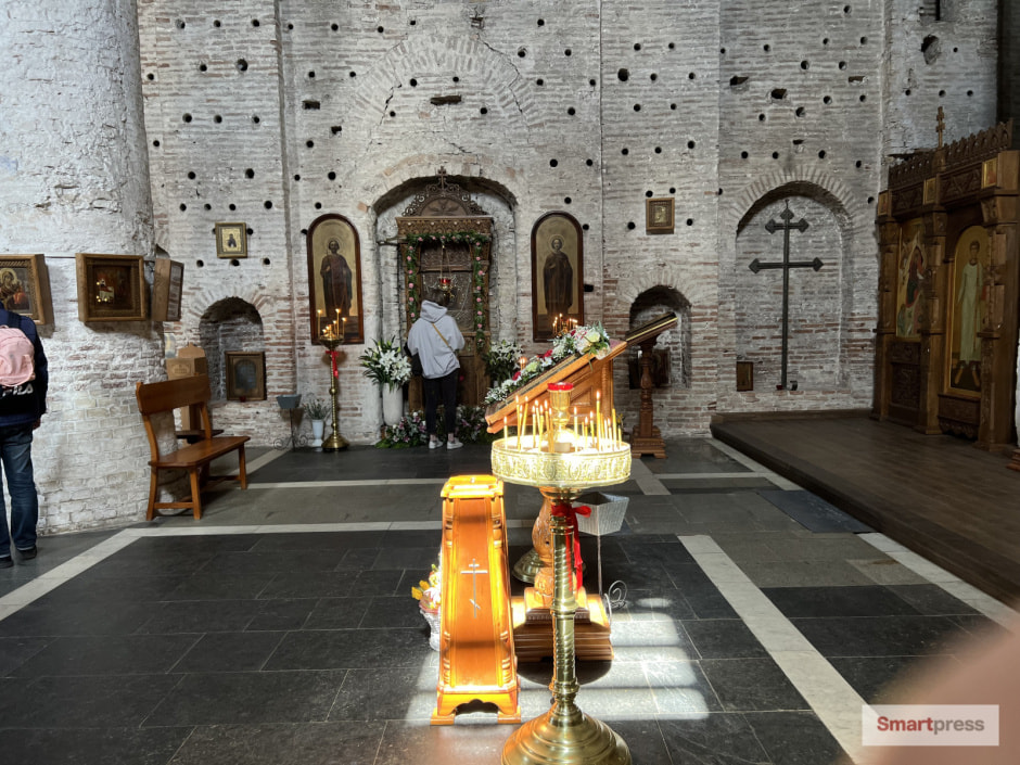 Внутри костела.jpeg Внутри костела.jpeg