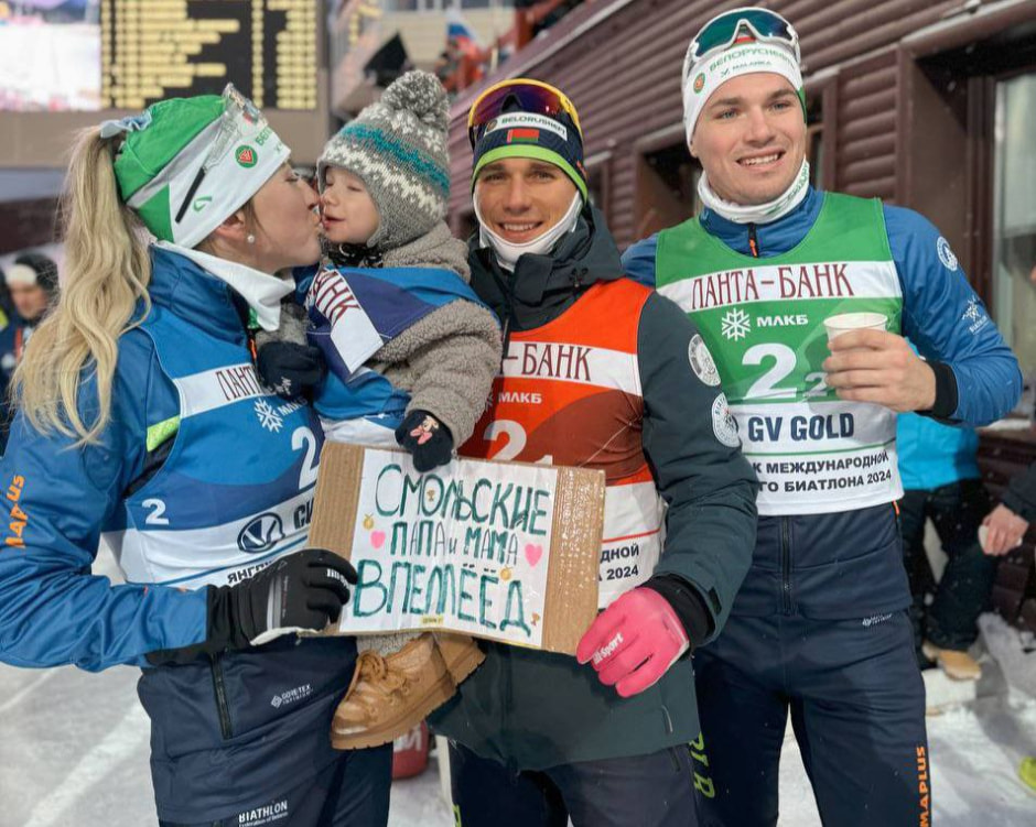 Она не пожала мне руку. Две ведущие белорусские биатлонистки Динара Смольская и Анна Сола рассорились.jpg