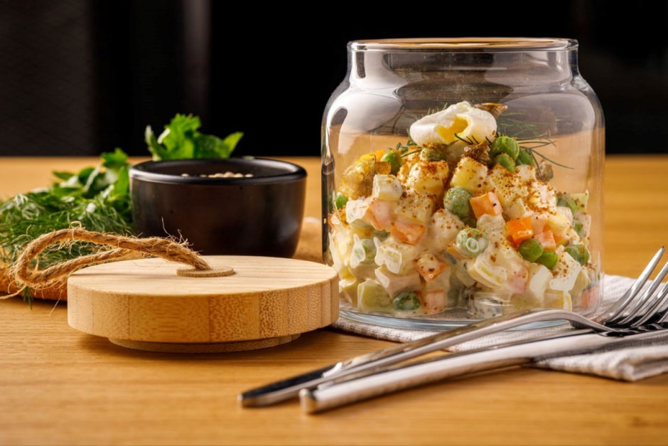 Накрываем стол на НГ ТЦ Галилео 1.jpg