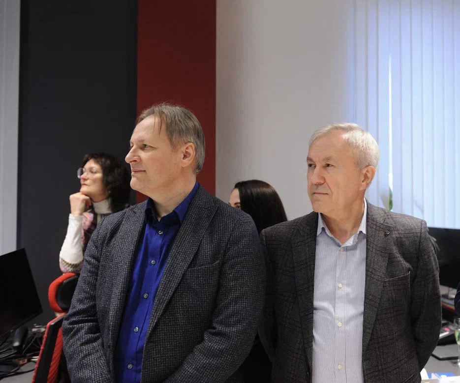 жесткая ирония Константина Селиханова3.jpg