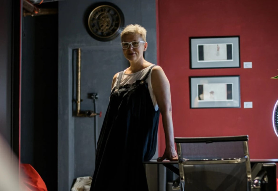 Выставка белорусской хукдожницы.jpg