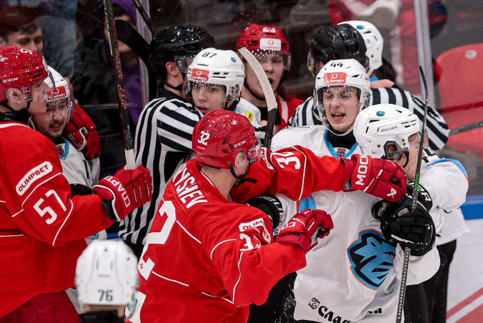 динамо шинник.jpg