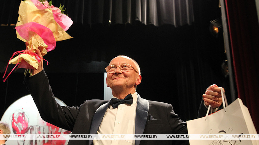 Народный артист Беларуси Игорь Оловников отмечает сегодня 70-летие.jpg Народный артист Беларуси Игорь Оловников отмечает сегодня 70-летие.jpg