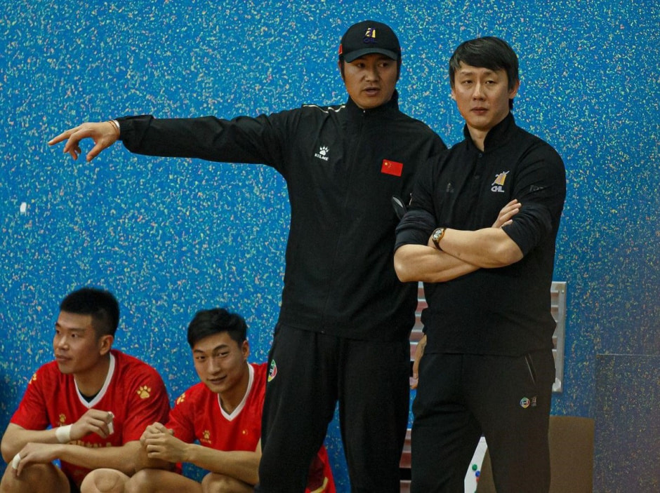 Аисты из Китая гандбол 4.jpg Аисты из Китая гандбол 4.jpg