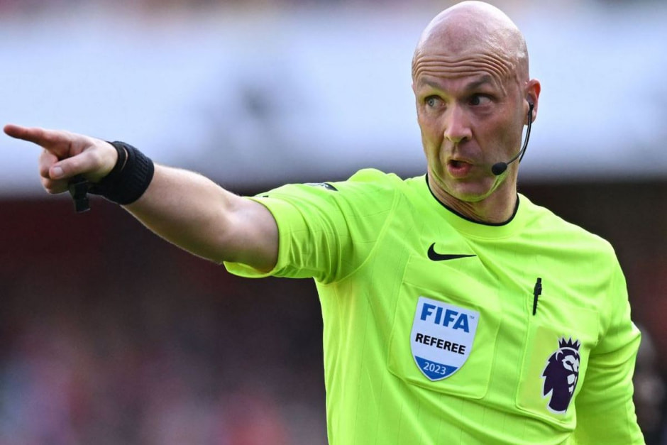 Рефери футбол.jpg