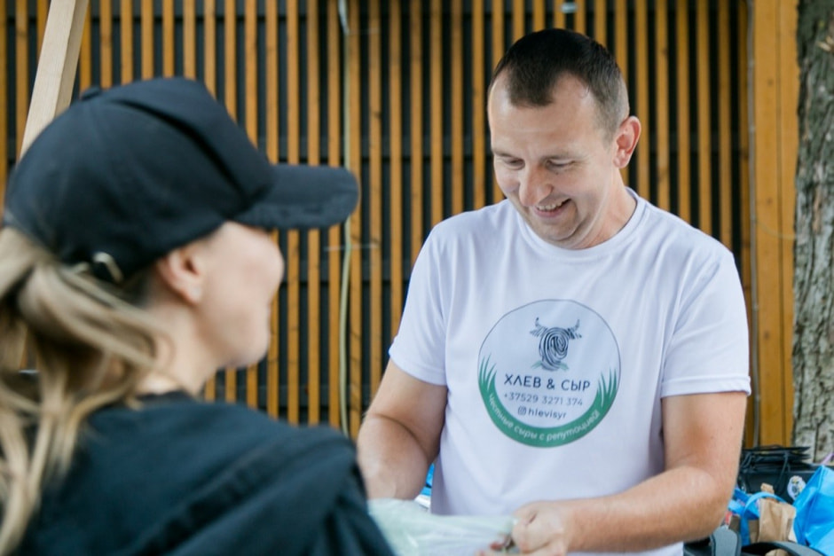 Фермеры Хлев и сыр 16.jpg