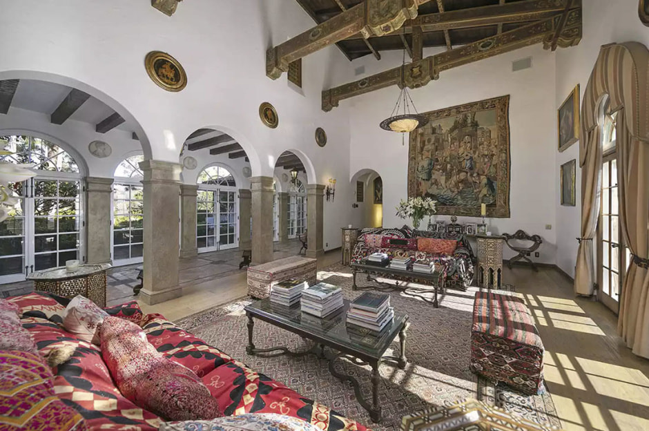 Дом Мадонны 1.jpeg