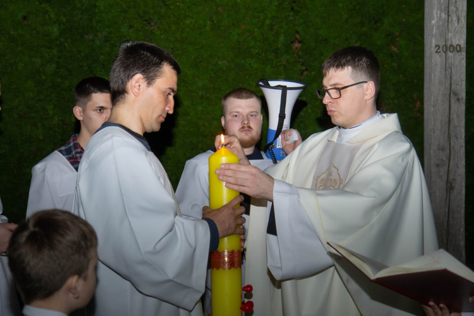 Пасхальная вігілія Ляхавічы 2024 011.jpg Пасхальная вігілія Ляхавічы 2024 011.jpg