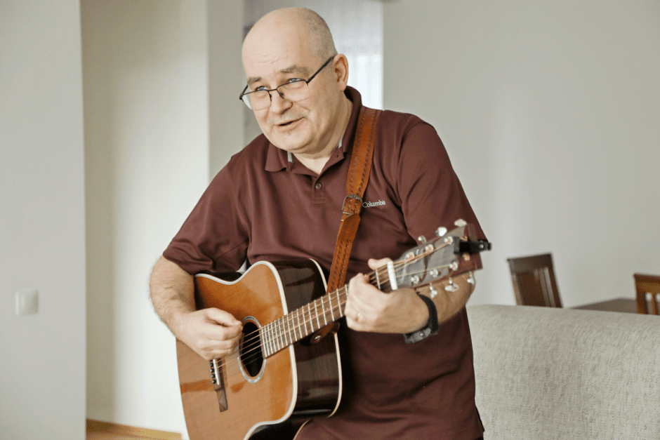 Глава дипмиссии Чехии Томаш Крыл 14.png