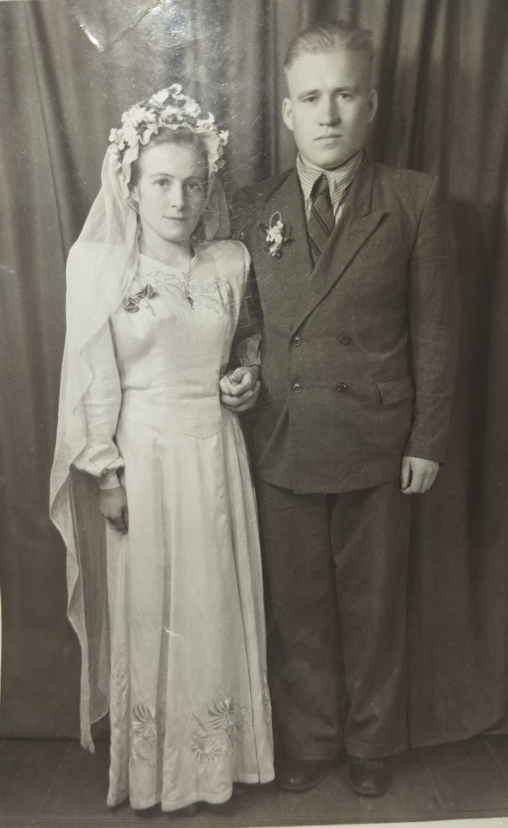 Свадьбы прошлых лет 1_Алина и Валентин Лойко 1953 год.jpg