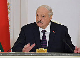 «Я всем доверяю». Лукашенко объяснил, почему о внезапной проверке армии не предупредили министра обороны и Генштаб