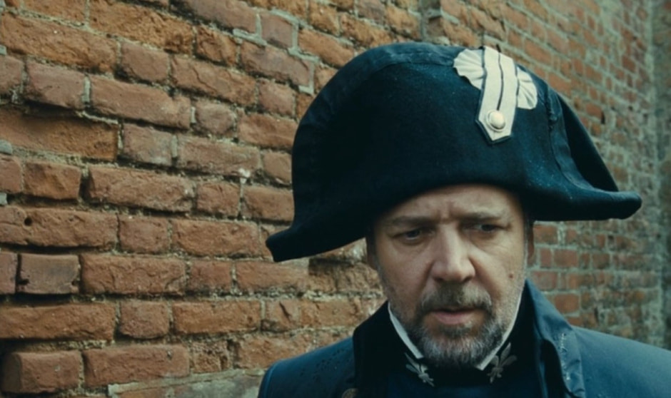 Рассел Кроу в Отверженных.jpg