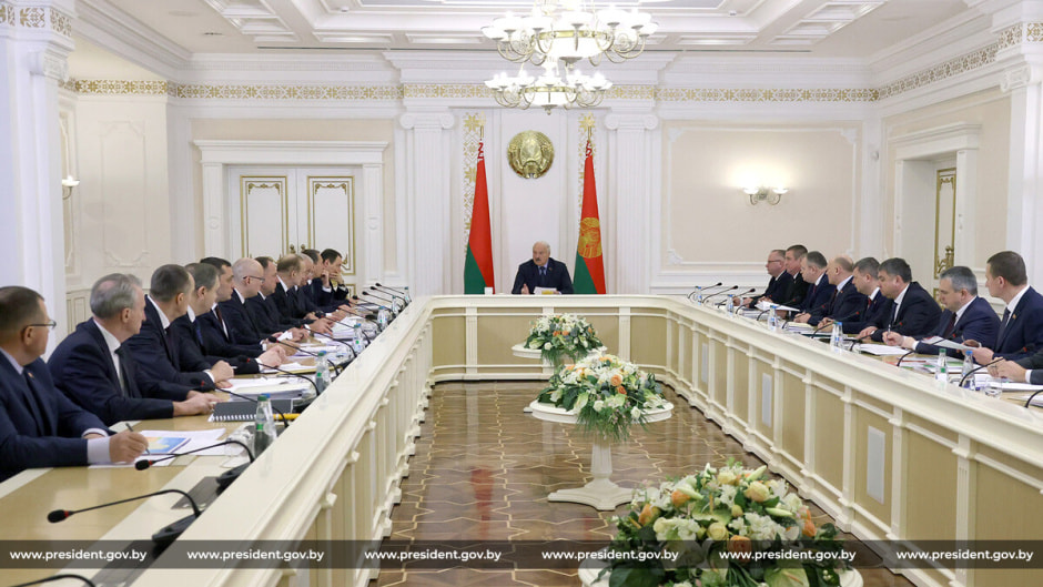 лукашенко.jpg лу.jpg